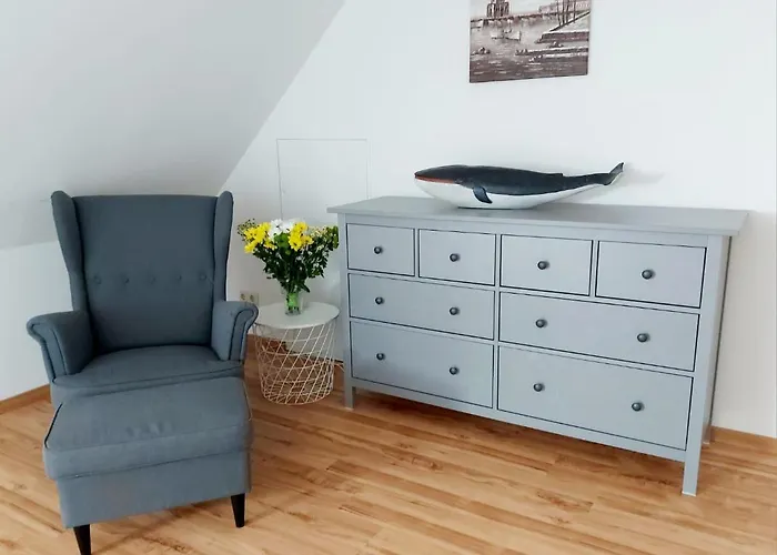 شقة Hochwertige Direkt Am Hafen Mit Balkon Karlshagen